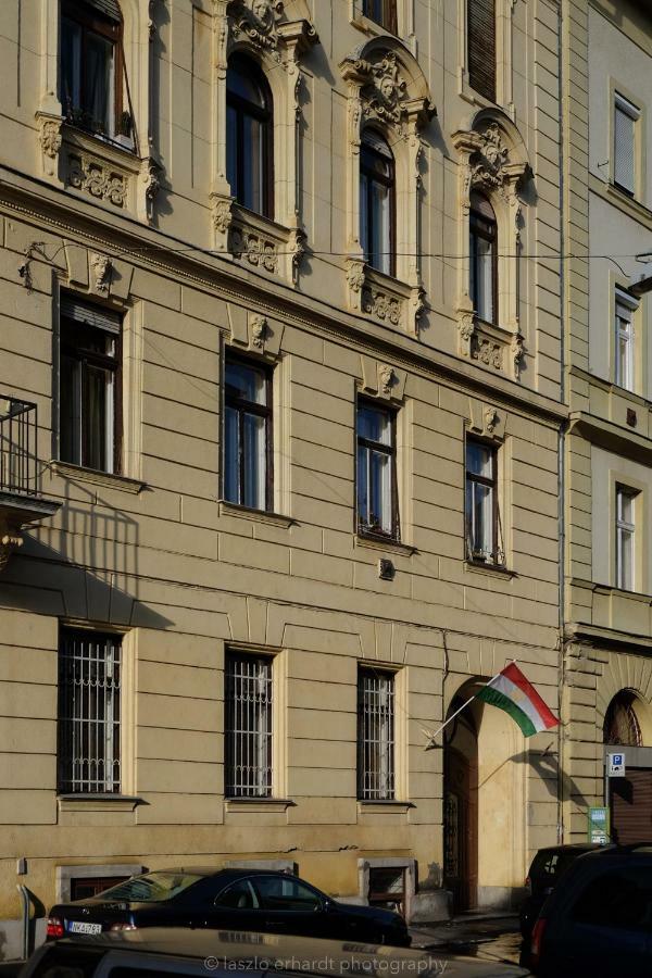Rakoczi Apartman Budapest Exterior photo