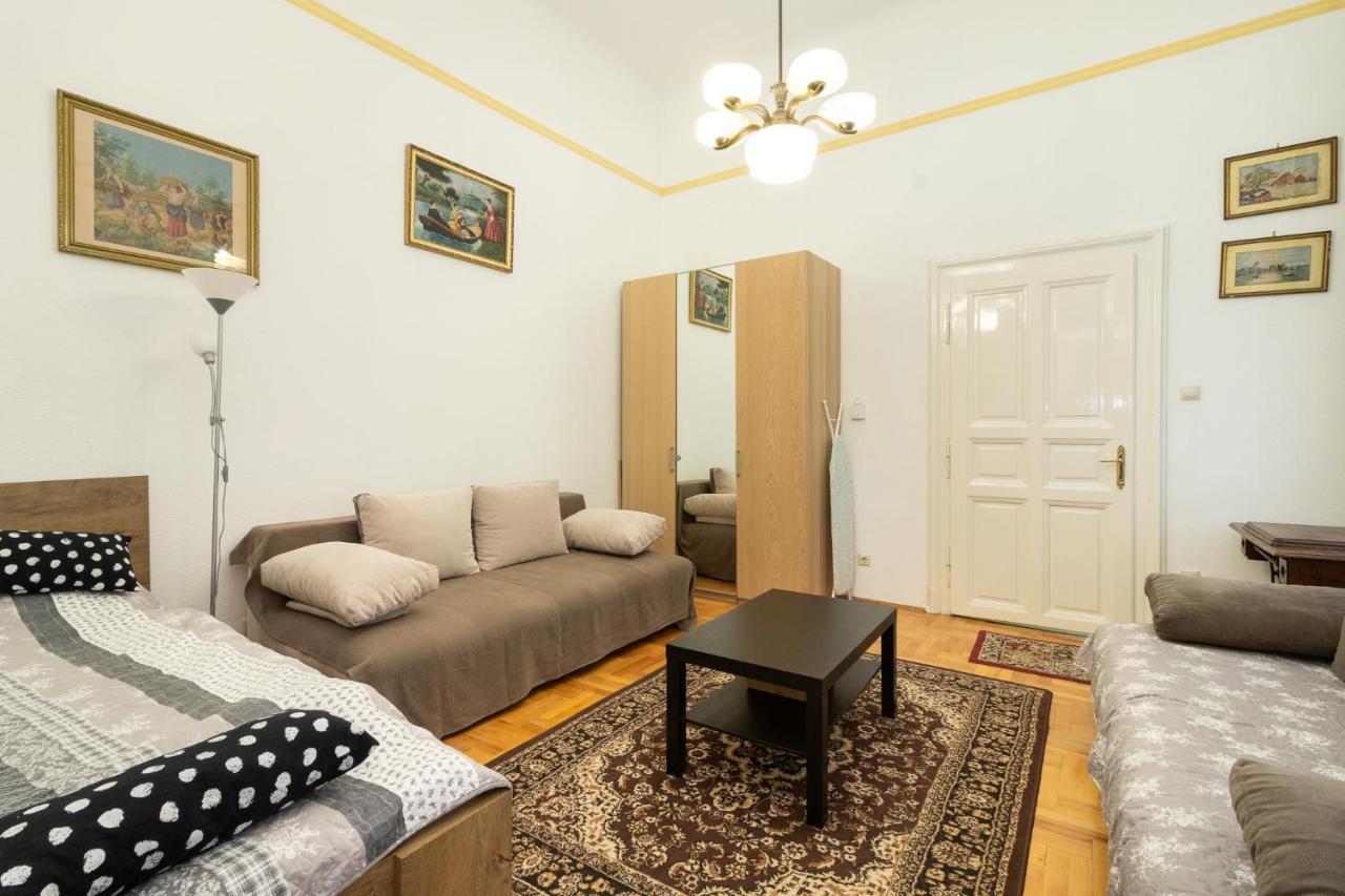 Rakoczi Apartman Budapest Exterior photo