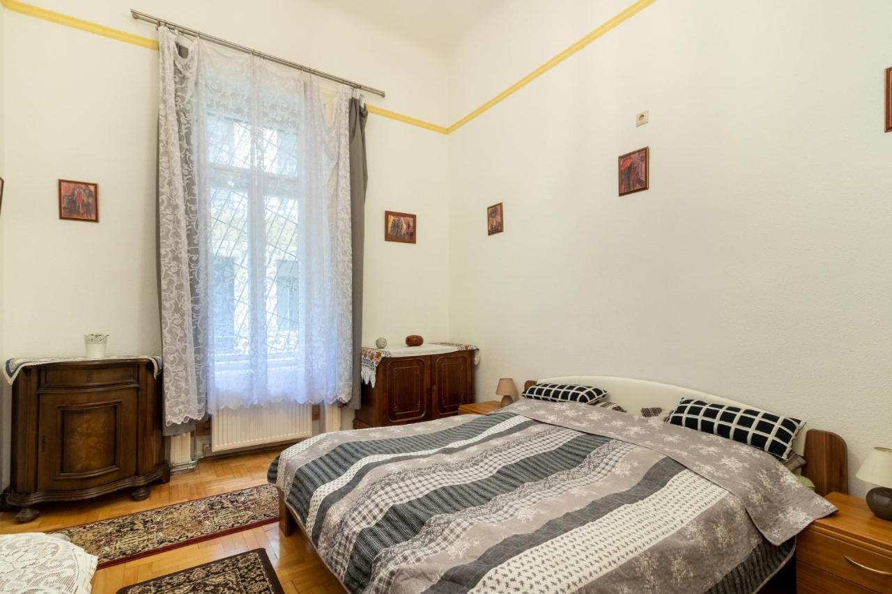 Rakoczi Apartman Budapest Exterior photo